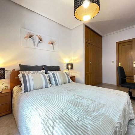 Superior La Playa! 3 Bedrooms! 2 Baths! Air Condition! Side Sea View! Torrevieja Exterior foto